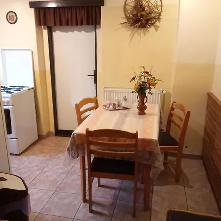 Pohodovy Apartman Se Zahradou Upice Exterior photo